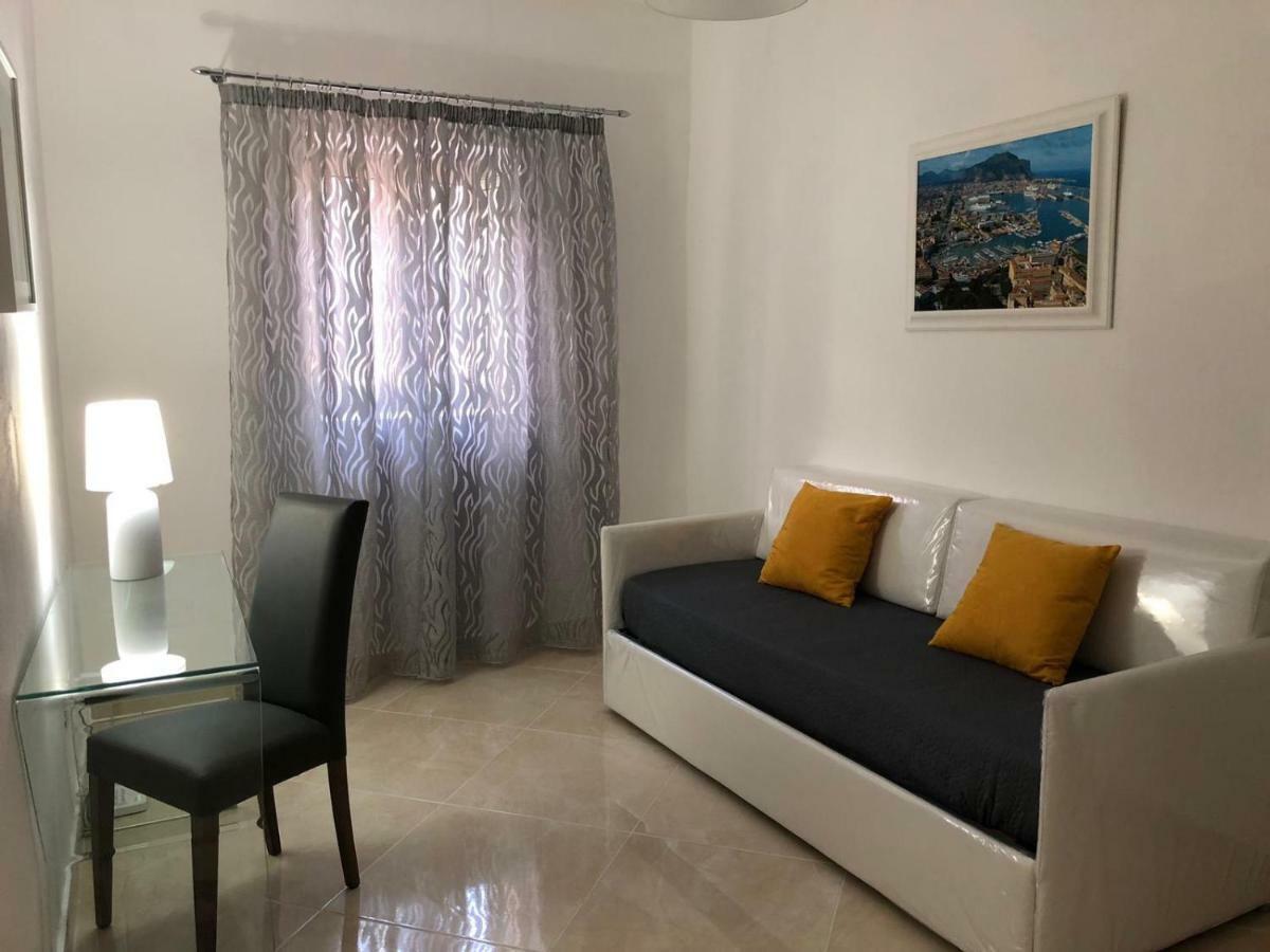 Apartment Rua Formaggi Palermo Kültér fotó